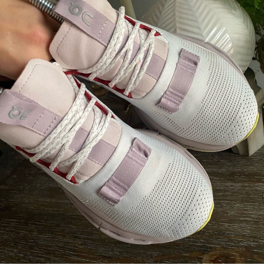 On Cloud Cloudnova Running Athletic Sneakers Shoe… - image 6